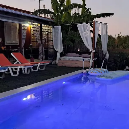 Konstantinos Holidays House ラガナス