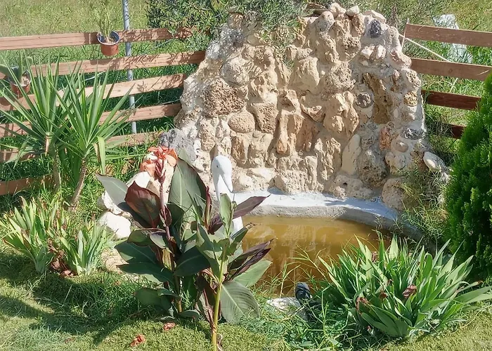 Konstantinos Holidays House * لاغاناس