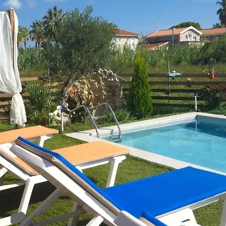 Willa Konstantinos Holidays House *