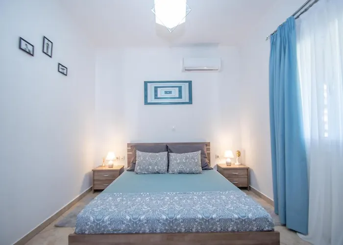 Konstantinos Holidays House וילה