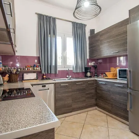 Konstantinos Holidays House * 拉加纳斯